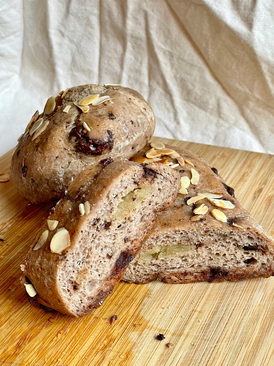 PAIN DU MOIS: Pain chocolat et pâte d'amande